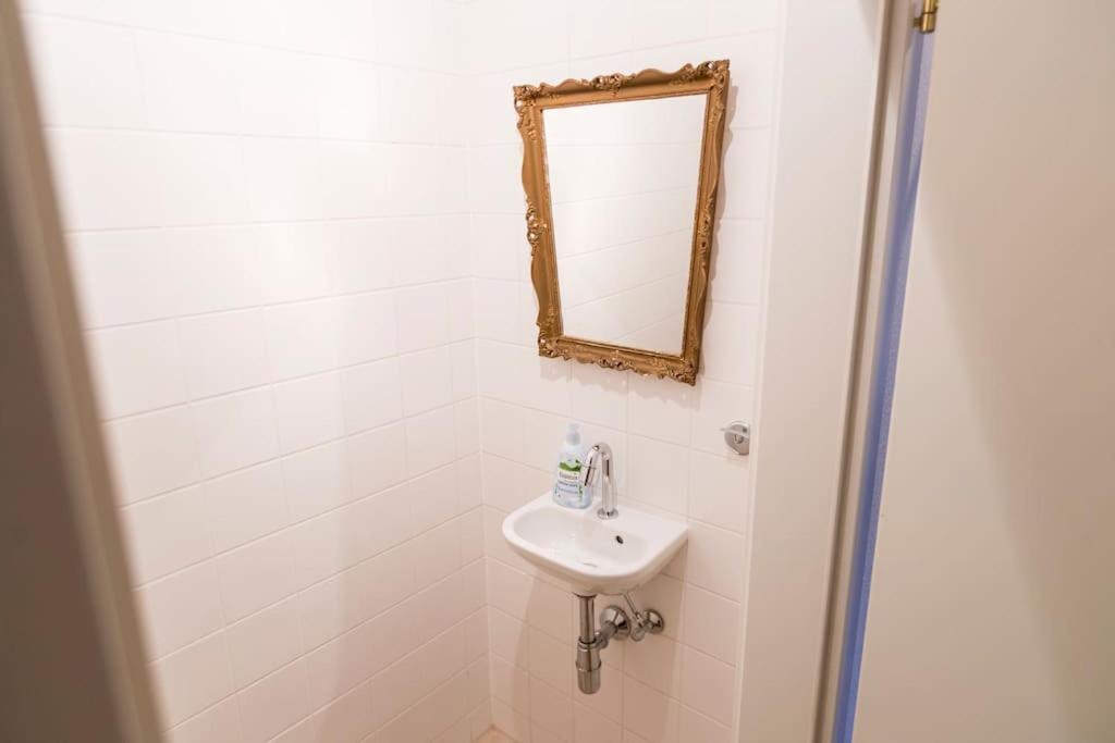 Luxurious Maisonette Apartment At The Heart Of Bécs Kültér fotó