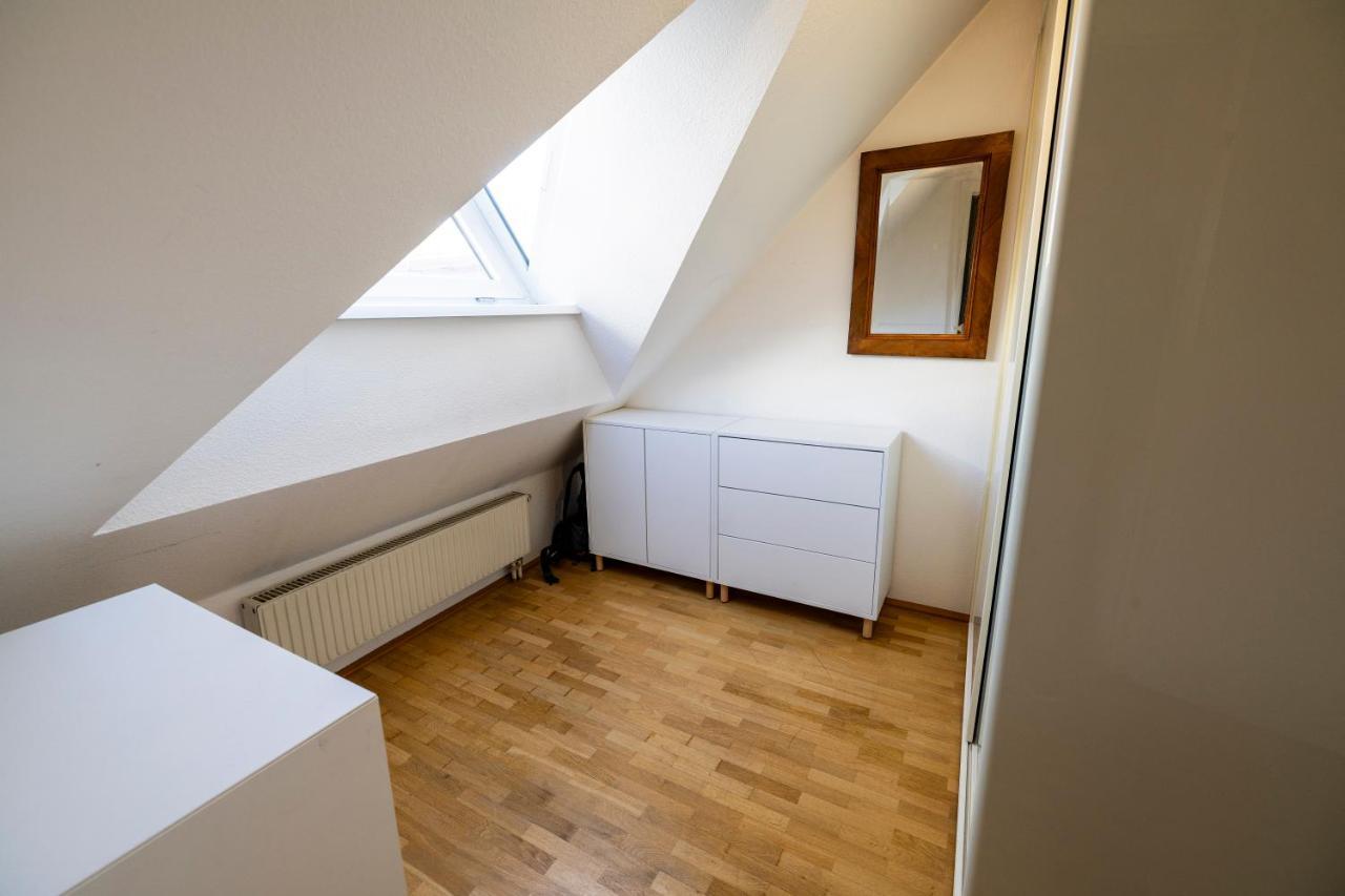 Luxurious Maisonette Apartment At The Heart Of Bécs Kültér fotó